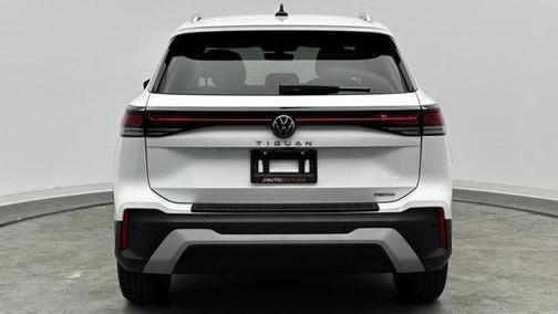 2025 Volkswagen Tiguan 2.0T S