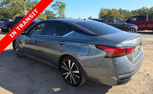 2021 Nissan Altima SR FWD