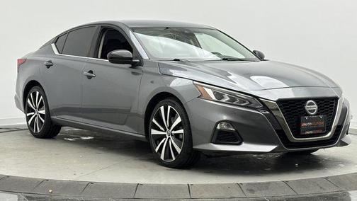 2021 Nissan Altima SR FWD