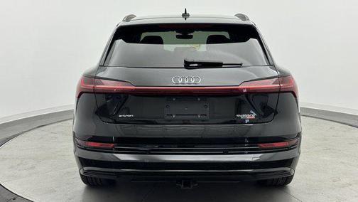 2021 Audi e-tron Premium Plus