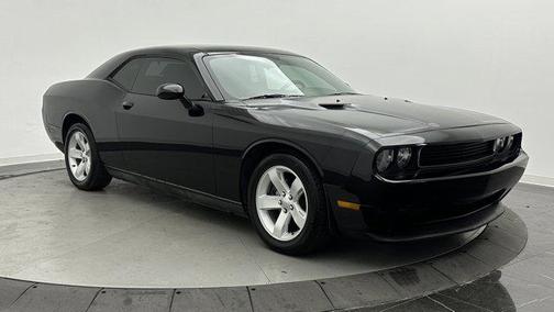 2013 Dodge Challenger SXT