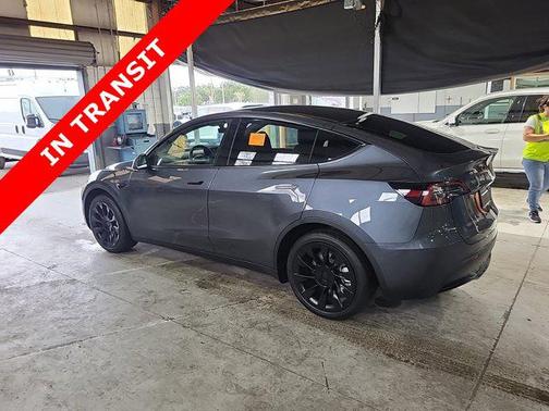 2023 Tesla Model Y RWD