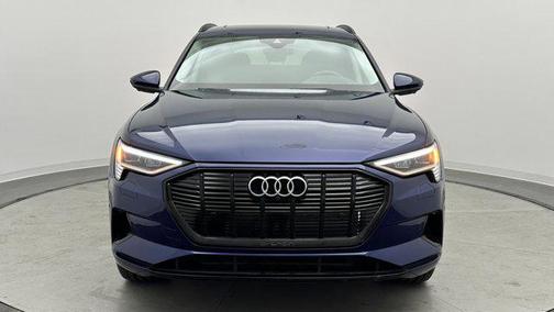 2021 Audi e-tron Prestige