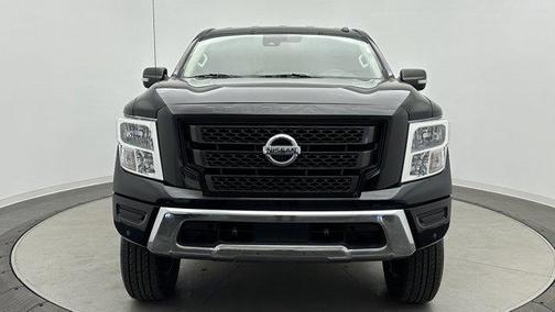 2020 Nissan Titan SV