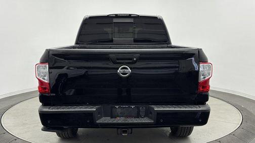 2020 Nissan Titan SV