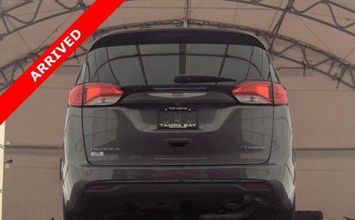 2018 Chrysler Pacifica Hybrid Touring L