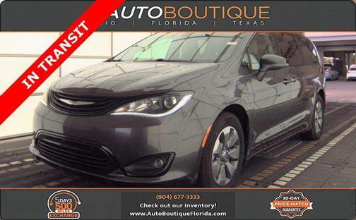 2018 Chrysler Pacifica Hybrid Touring L