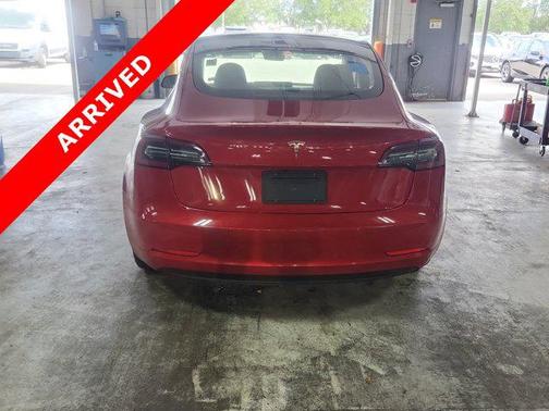 2022 Tesla Model 3 Standard Range