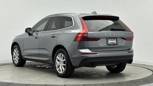 2020 Volvo XC60 T5 Momentum