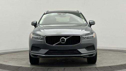 2020 Volvo XC60 T5 Momentum