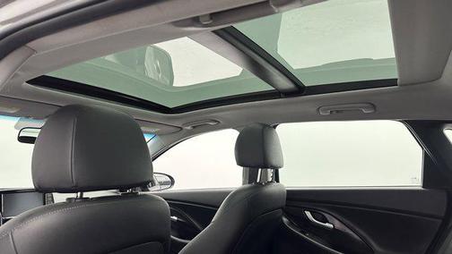 2020 Hyundai Elantra GT Base