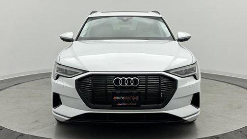 2021 Audi e-tron Premium