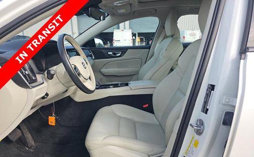 2023 Volvo S60 Recharge Plug-In Hybrid T8 Plus Dark Theme