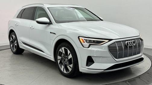 2021 Audi e-tron Premium