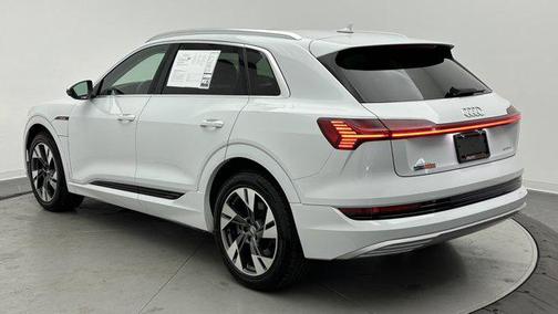 2021 Audi e-tron Premium