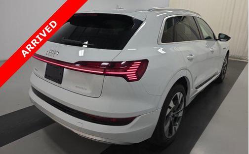 2021 Audi e-tron Premium
