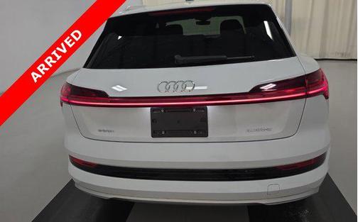 2021 Audi e-tron Premium