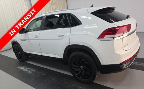 Pure White 2023 Volkswagen Atlas Cross Sport 3.6L V6 SE w/Technology