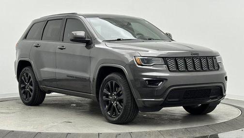 2020 Jeep Grand Cherokee Altitude
