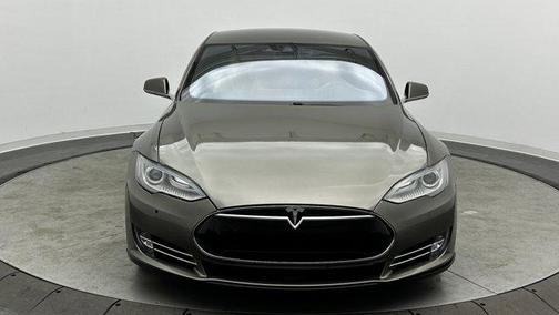 2016 Tesla Model S 85D