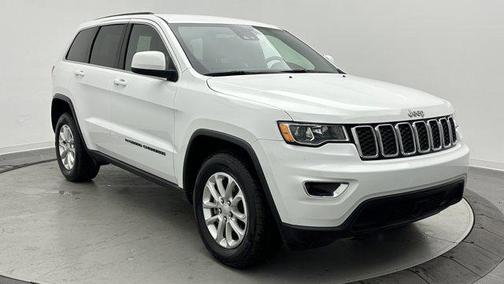 2022 Jeep Grand Cherokee Laredo