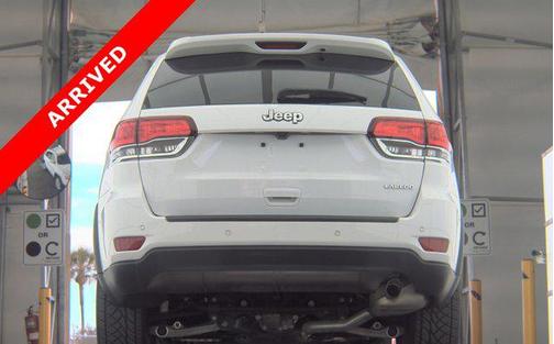 2022 Jeep Grand Cherokee Laredo