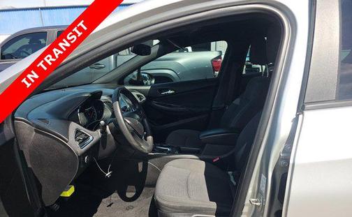 Silver Ice Metallic 2018 Chevrolet Cruze LT