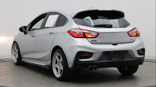 Silver Ice Metallic 2018 Chevrolet Cruze LT