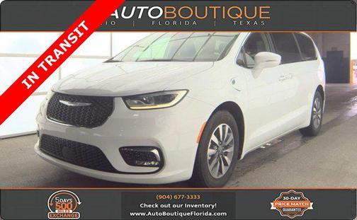 2022 Chrysler Pacifica Hybrid Touring L