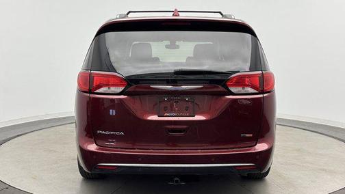 2018 Chrysler Pacifica Touring-L