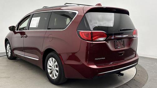 2018 Chrysler Pacifica Touring-L