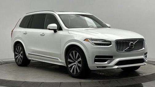 2022 Volvo XC90 T6 Inscription