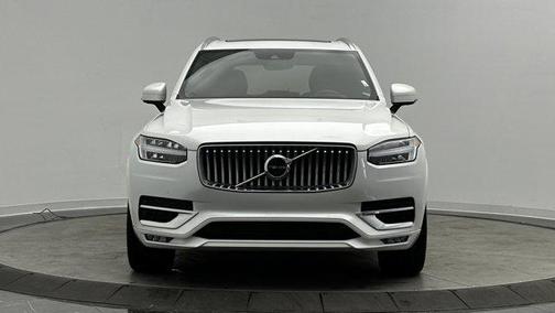 2022 Volvo XC90 T6 Inscription