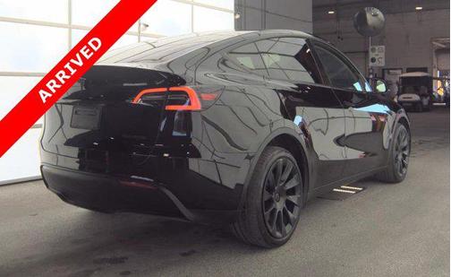 2023 Tesla Model Y Long Range Dual Motor All-Wheel Drive