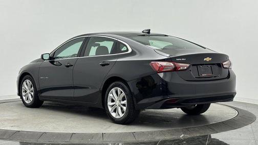 2021 Chevrolet Malibu FWD LT