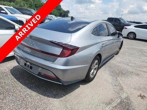 2021 Hyundai SONATA SE