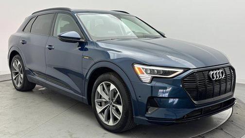2021 Audi e-tron Premium Plus