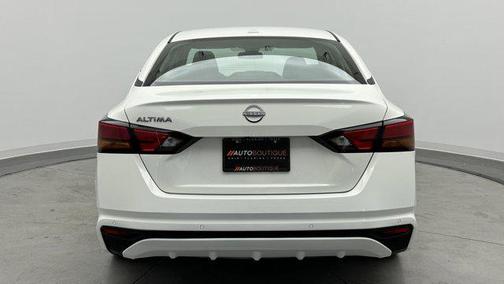 2025 Nissan Altima SV FWD
