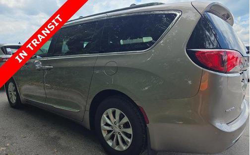 2018 Chrysler Pacifica Touring-L Plus