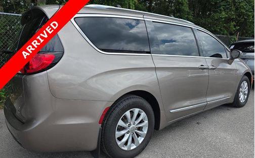 2018 Chrysler Pacifica Touring-L Plus