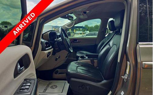 2018 Chrysler Pacifica Touring-L Plus