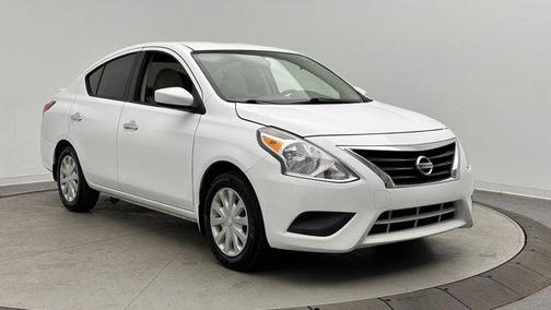 2015 Nissan Versa 1.6 SV