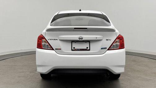 2015 Nissan Versa 1.6 SV