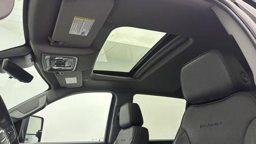 2024 GMC Sierra 2500 Denali