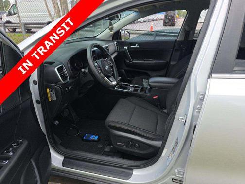 Sparkling Silver 2021 Kia Sportage LX