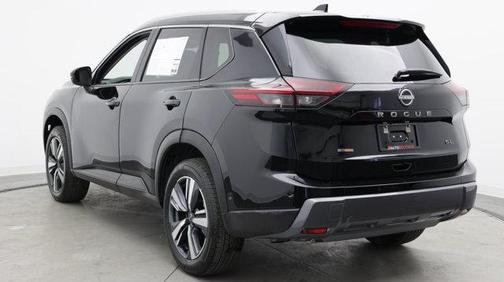 Super Black 2026 Nissan Rogue SL
