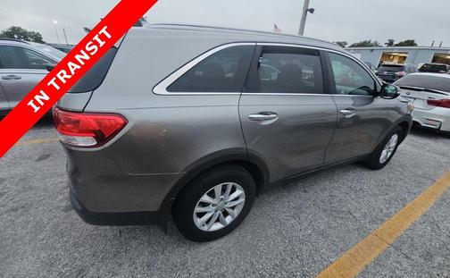 Titanium Silver 2018 Kia Sorento LX