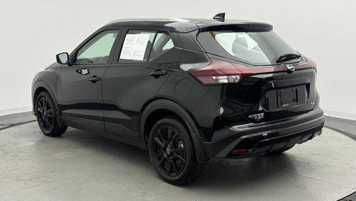 2022 Nissan Kicks SV