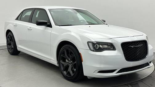 2022 Chrysler 300 Touring