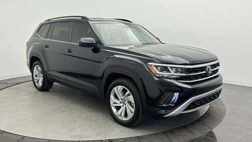 2023 Volkswagen Atlas 3.6L SE w/Technology